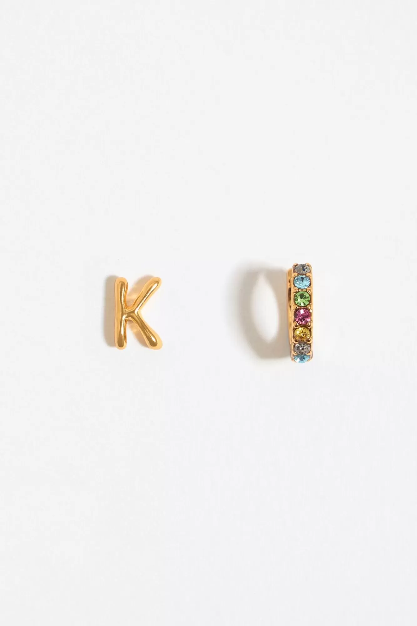 BIMBA Y LOLA Pendientes Letra K Y Aro Mini Cristales Multicolores Clearance
