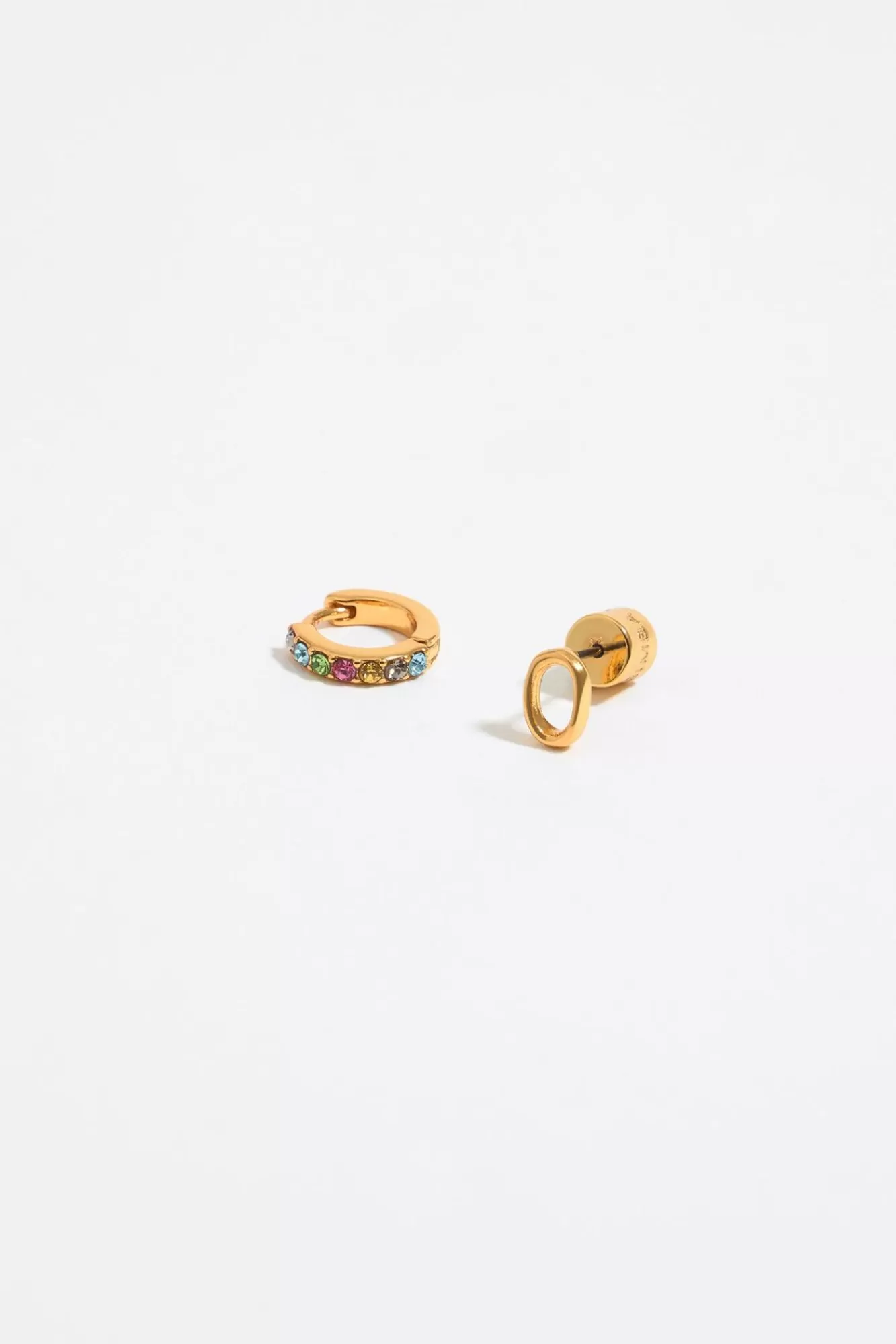 BIMBA Y LOLA Pendientes Letra O Y Aro Mini Cristales Multicolores Best