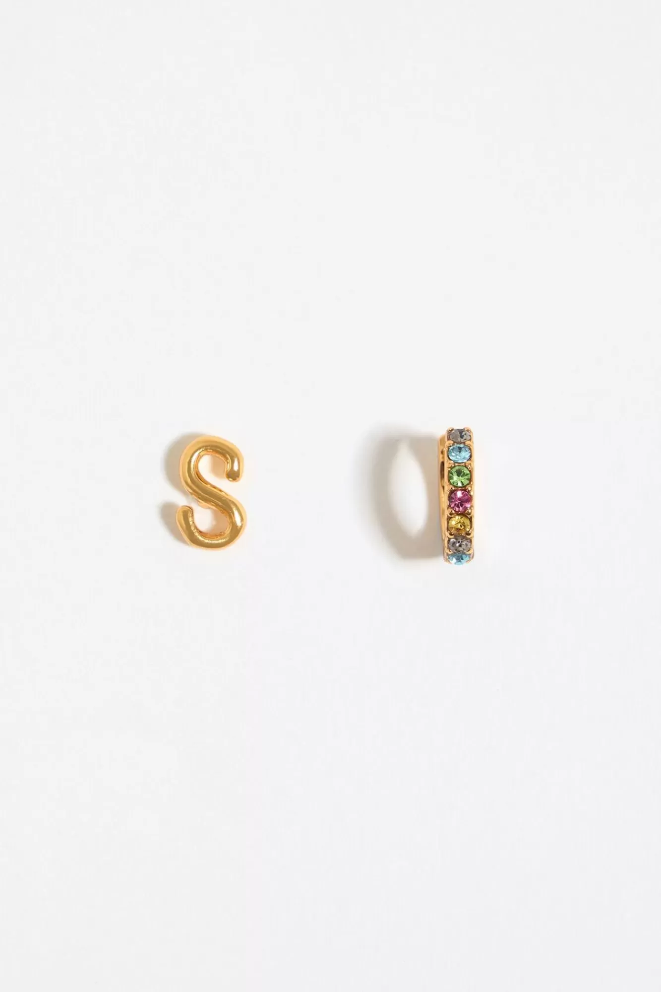 BIMBA Y LOLA Pendientes Letra S Y Aro Mini Cristales Multicolores Fashion